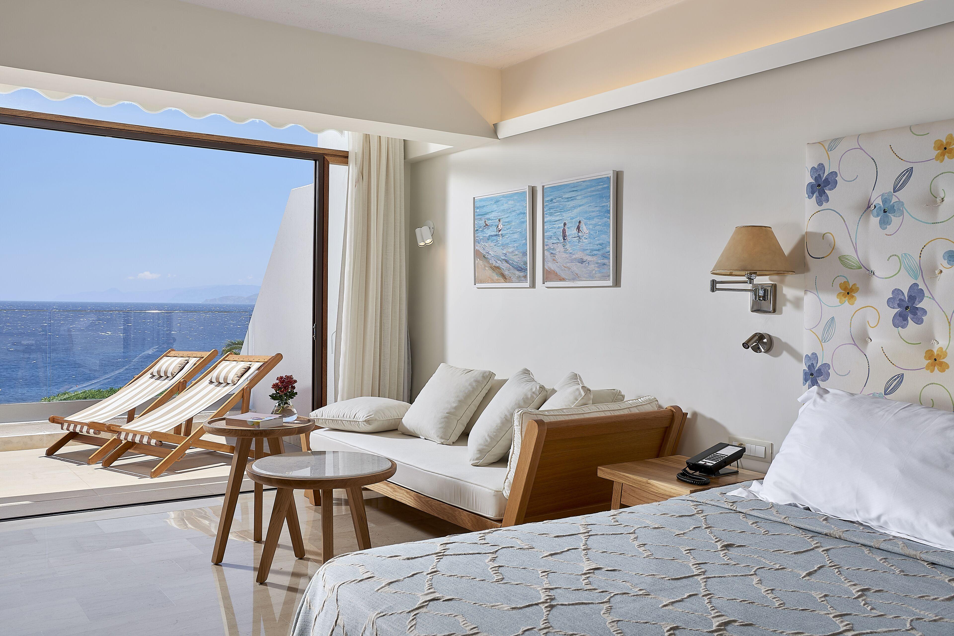 Club Junior Suite Seafront View