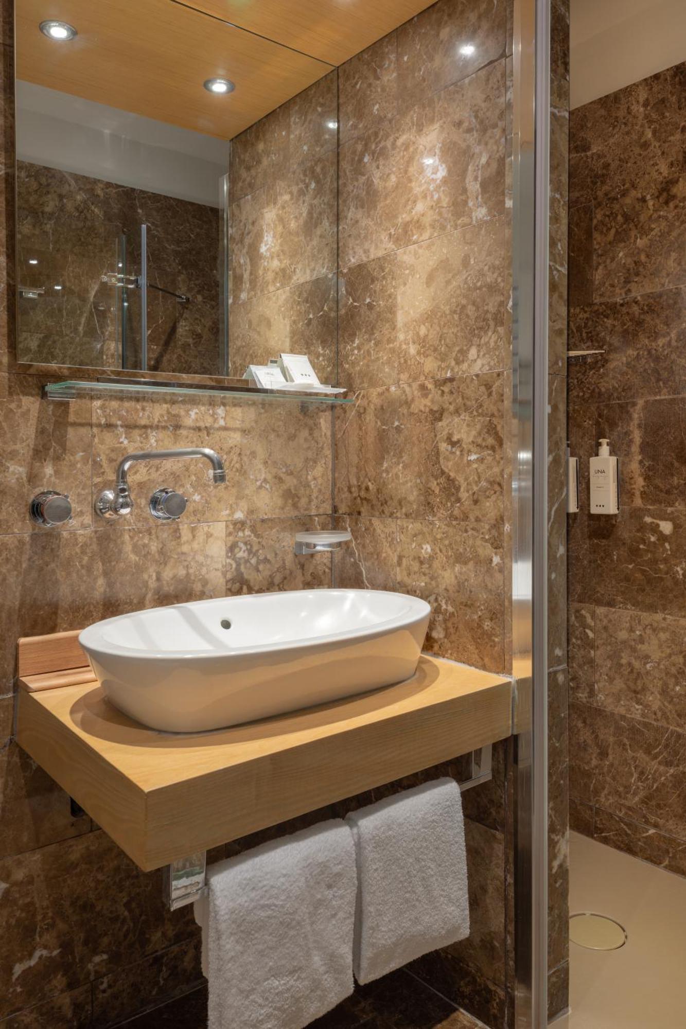 Classic Double Room,1739369426:JPEG