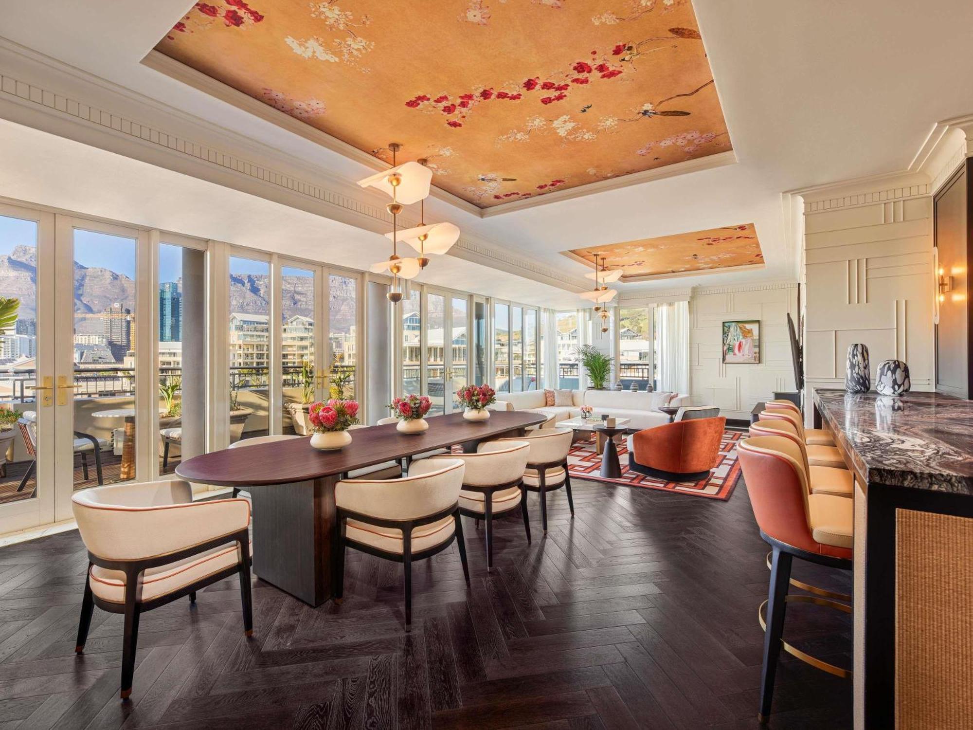 Cape Grace Suite