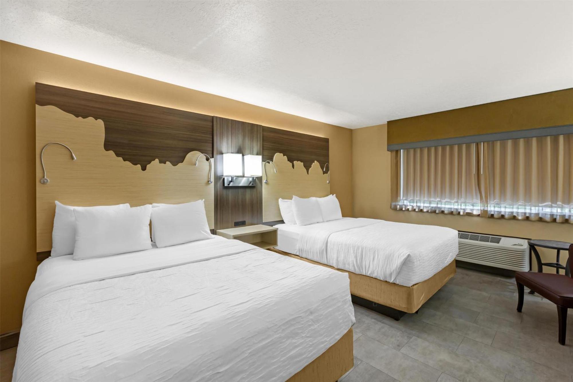 Queen Room Two Queen Beds Non-Smoking