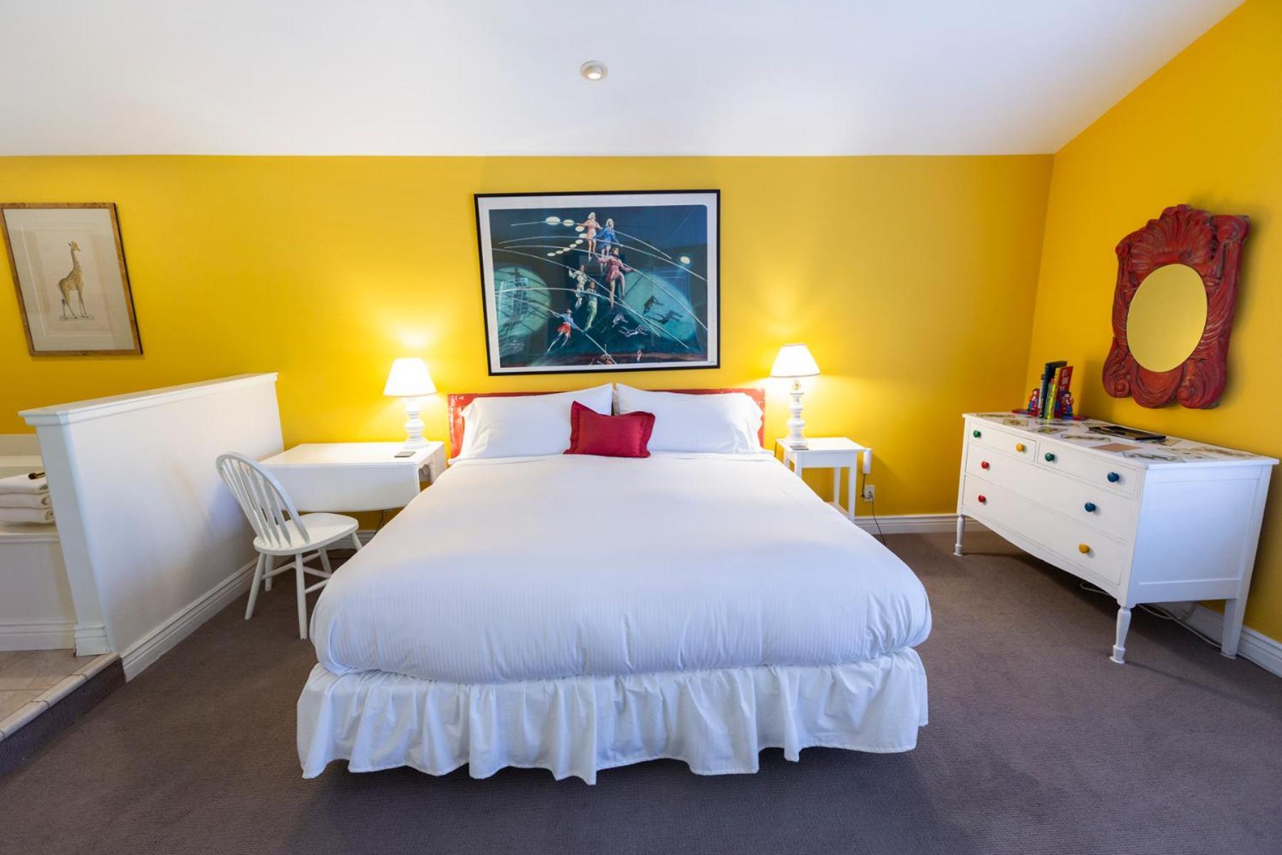 King Room Spa Bath