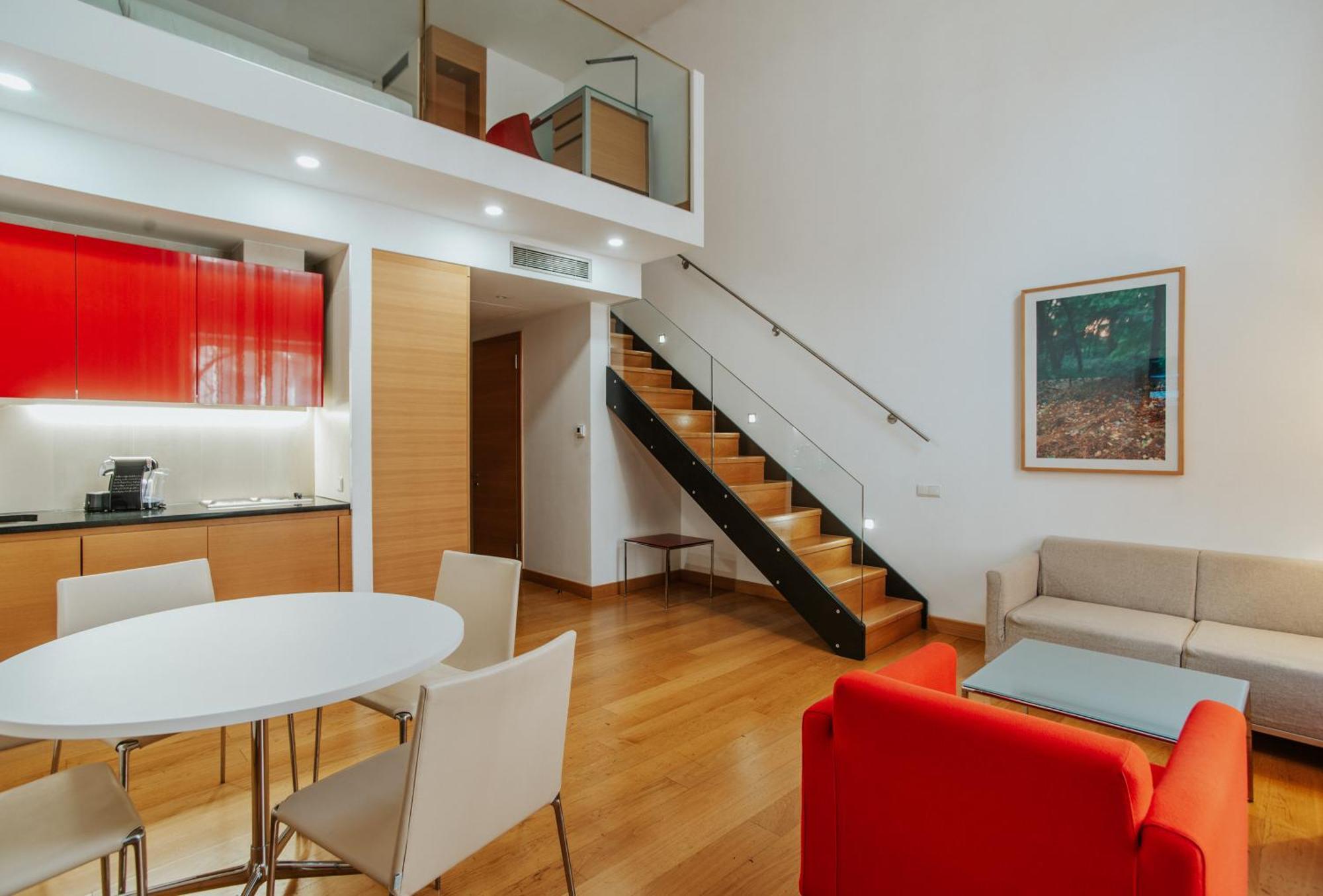 Deluxe Maisonette,1766124890:JPEG