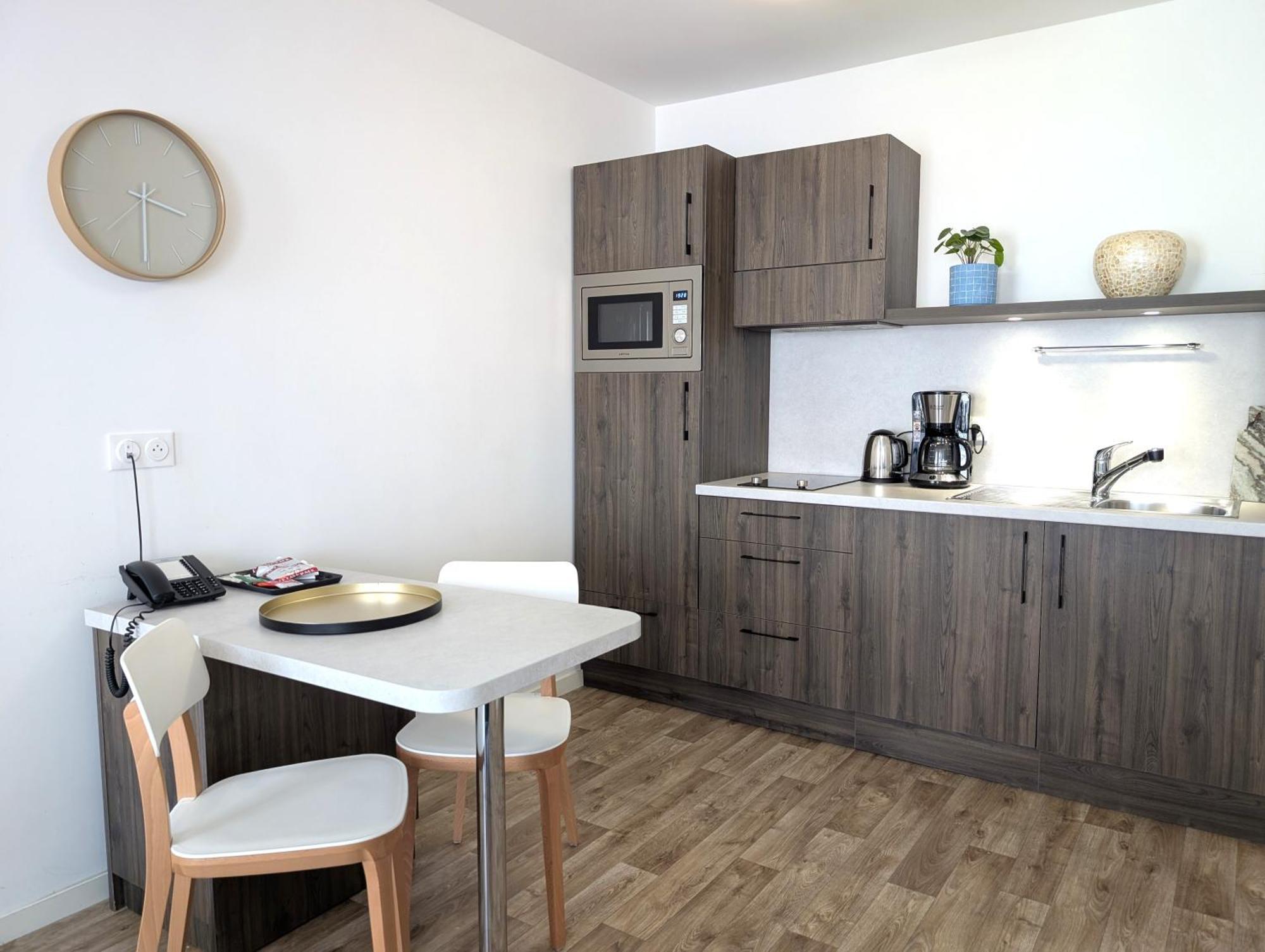 One-Bedroom Family Apartment,1766396168:JPEG