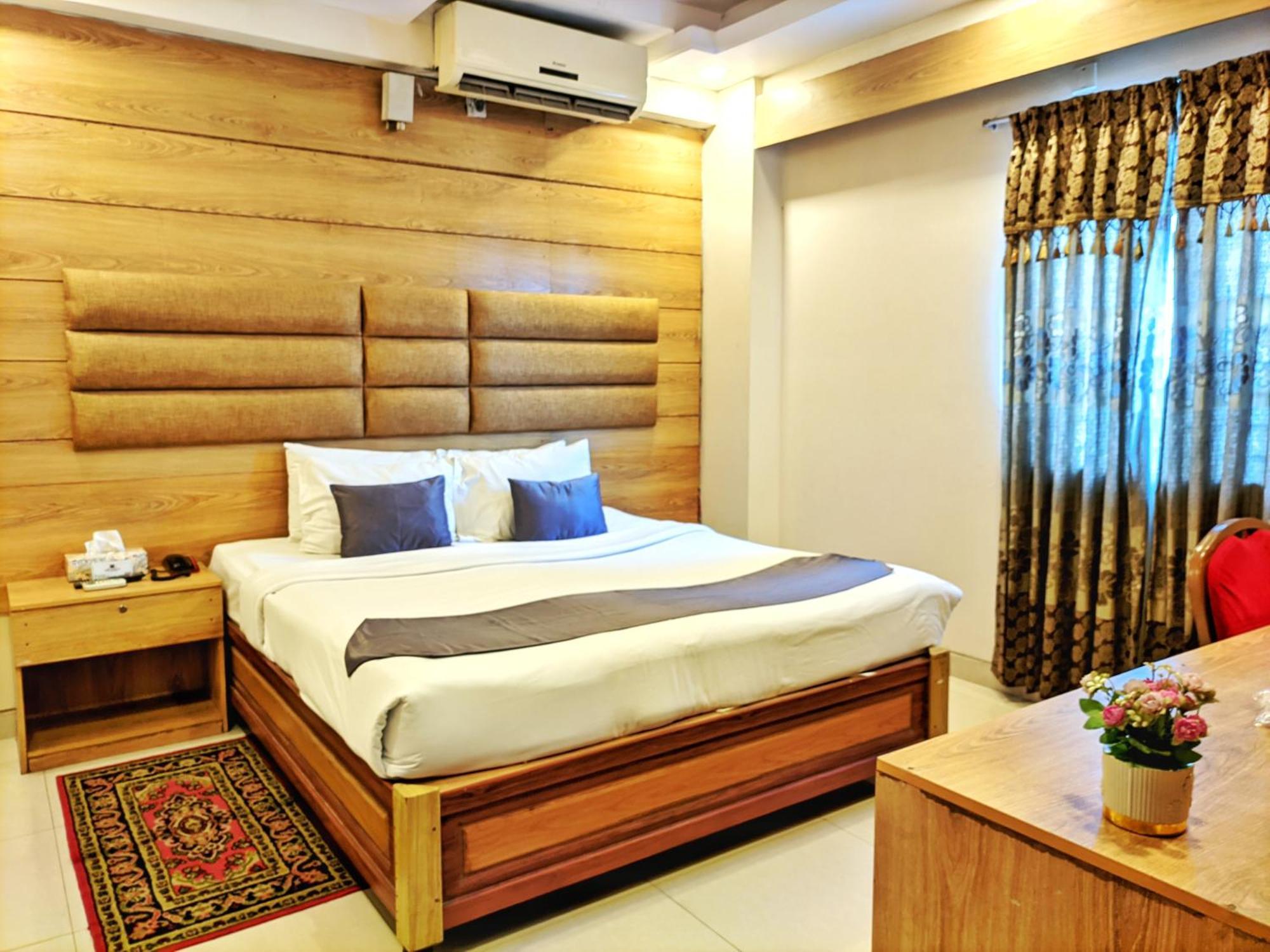 Deluxe Single Room