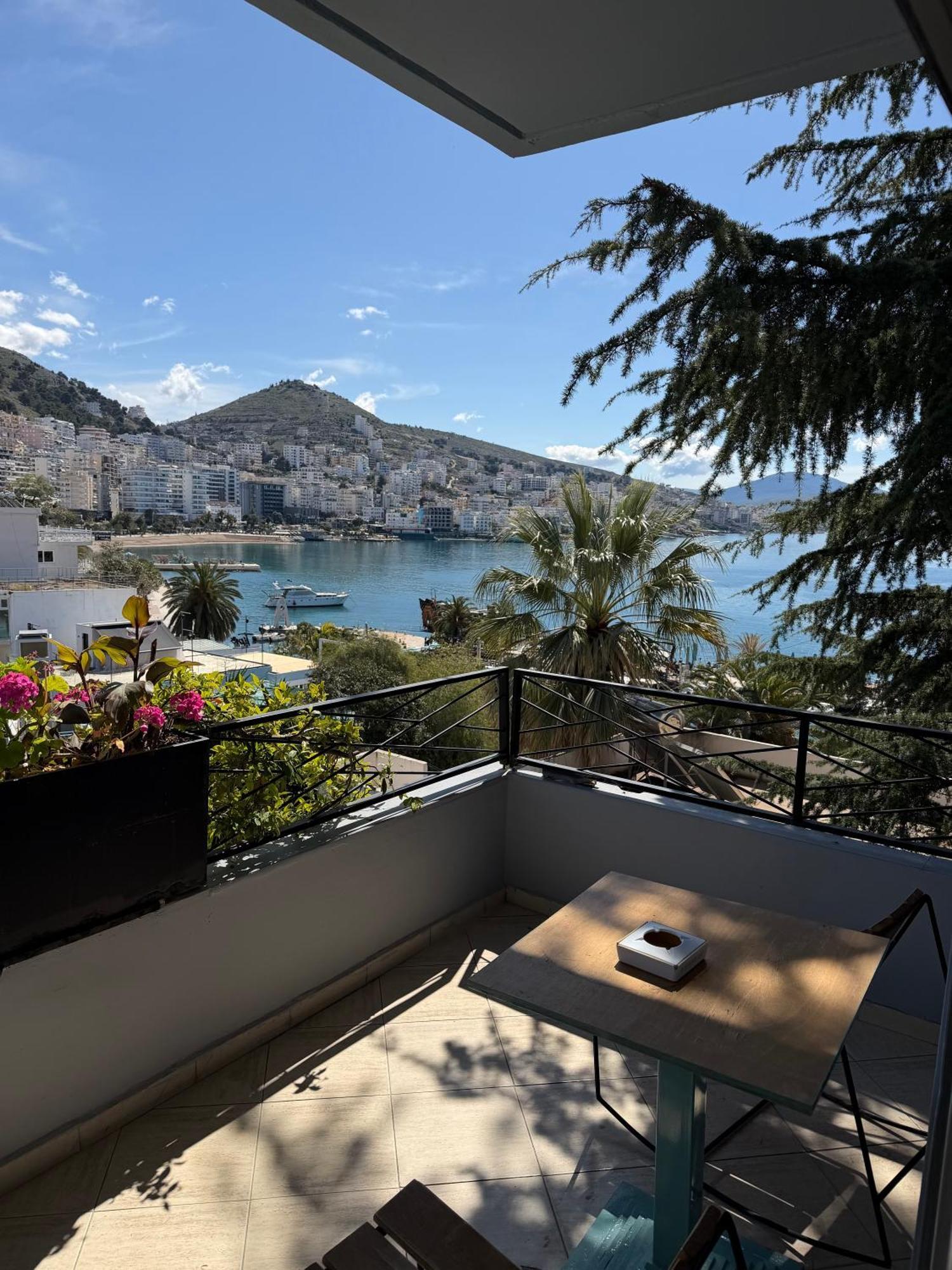 Deluxe Double Room Balcony Partial Sea View