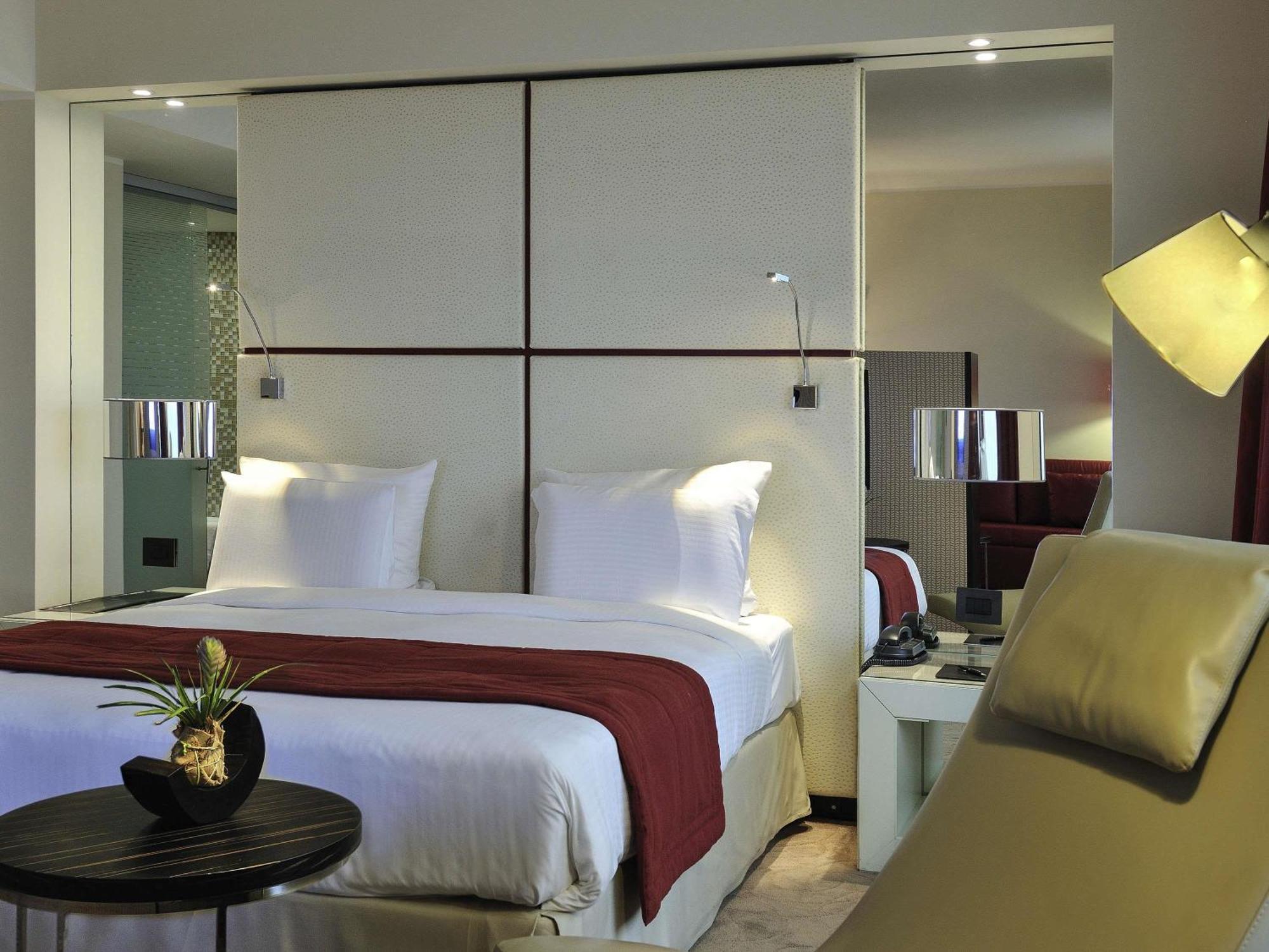 Junior King Suite