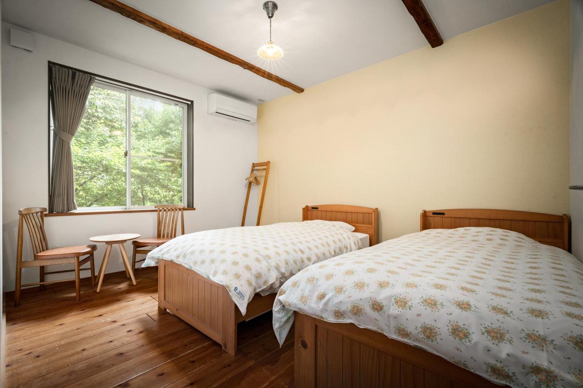 Twin Room Non-Smoking