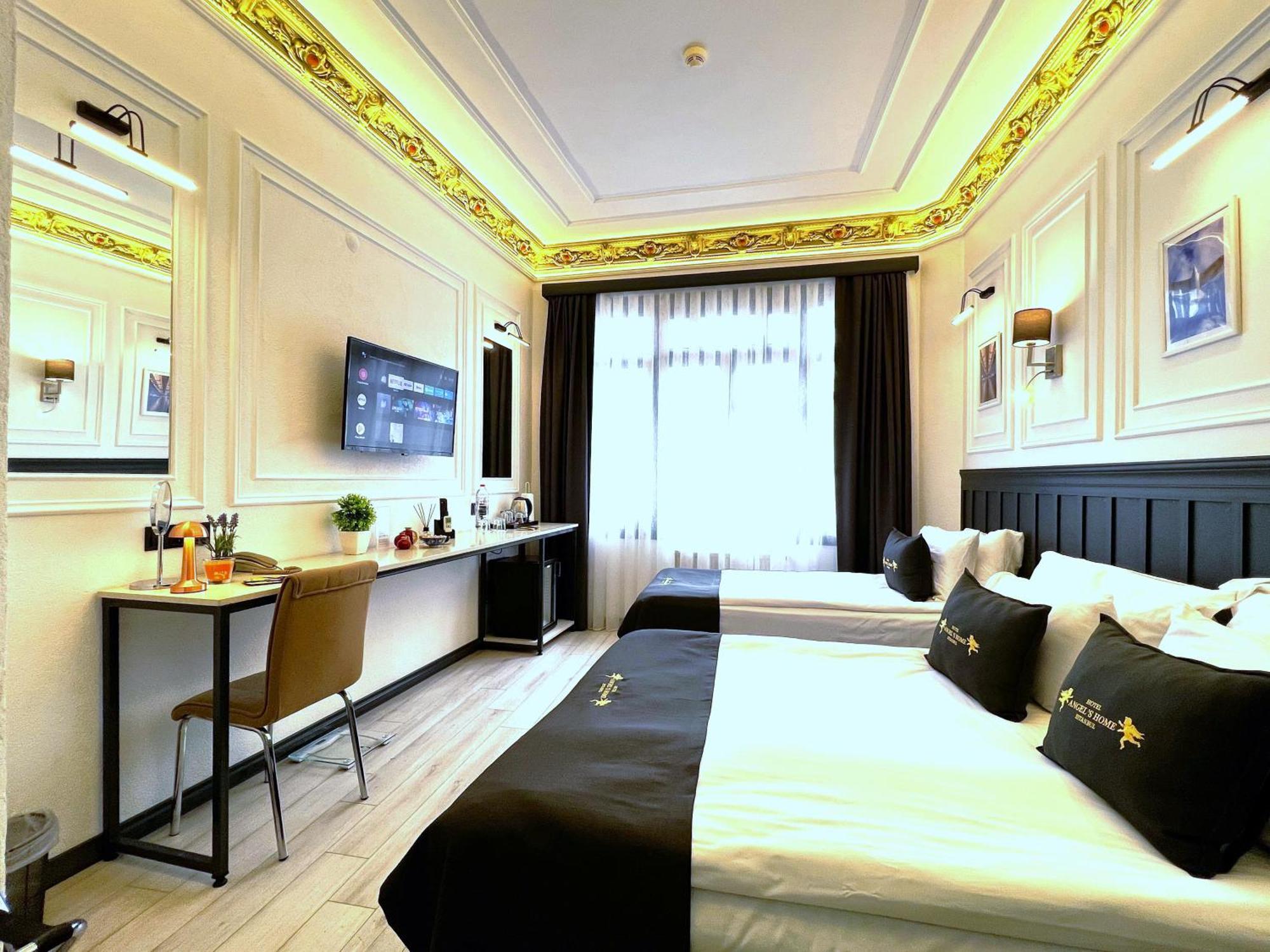 Superior Triple Room