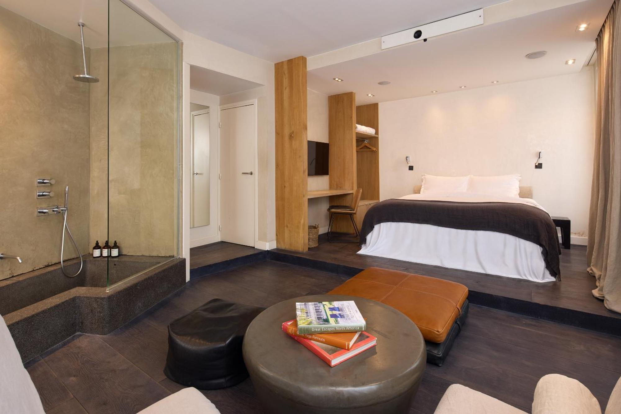Quarto Excepção