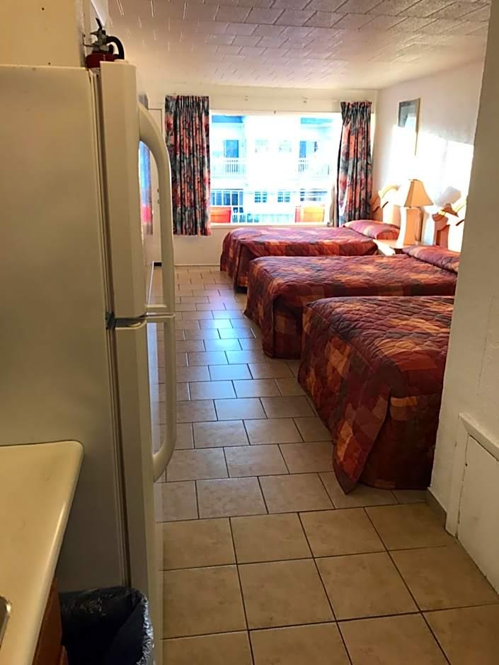 Three Double Beds Balcony or Kitchette
