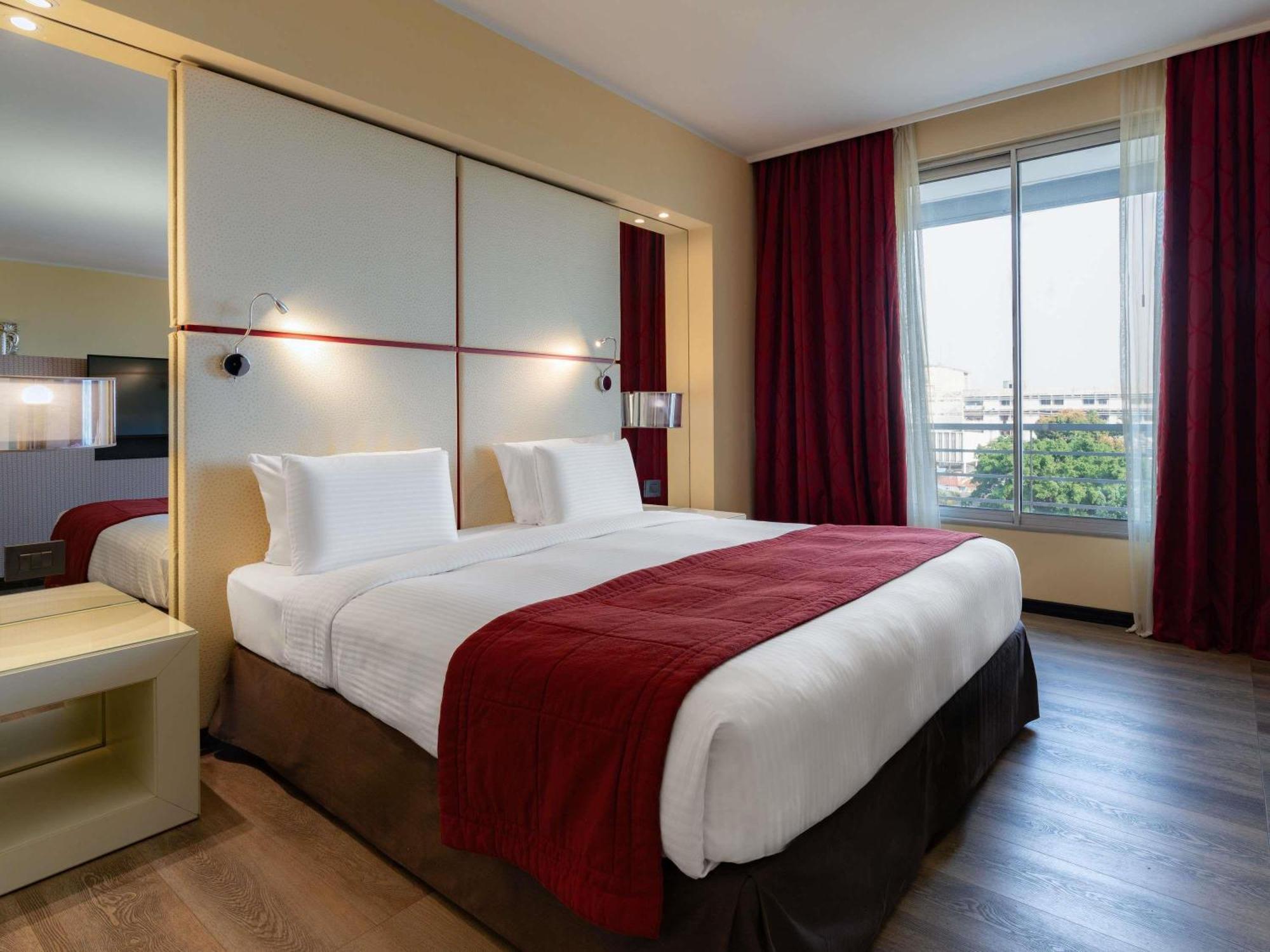 Junior King Suite