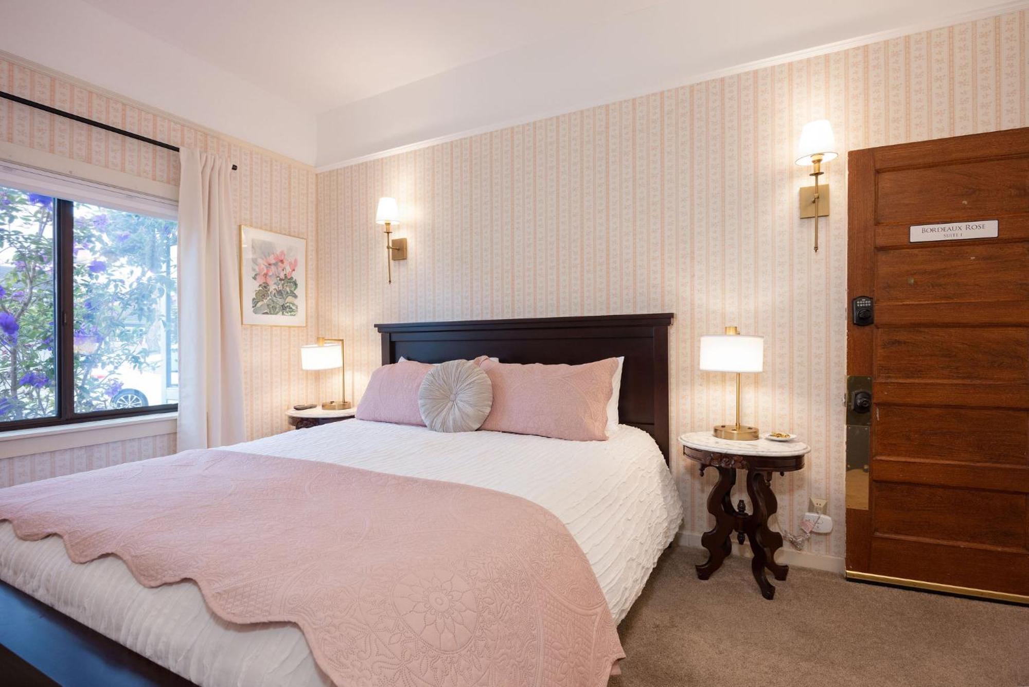 Queen Suite