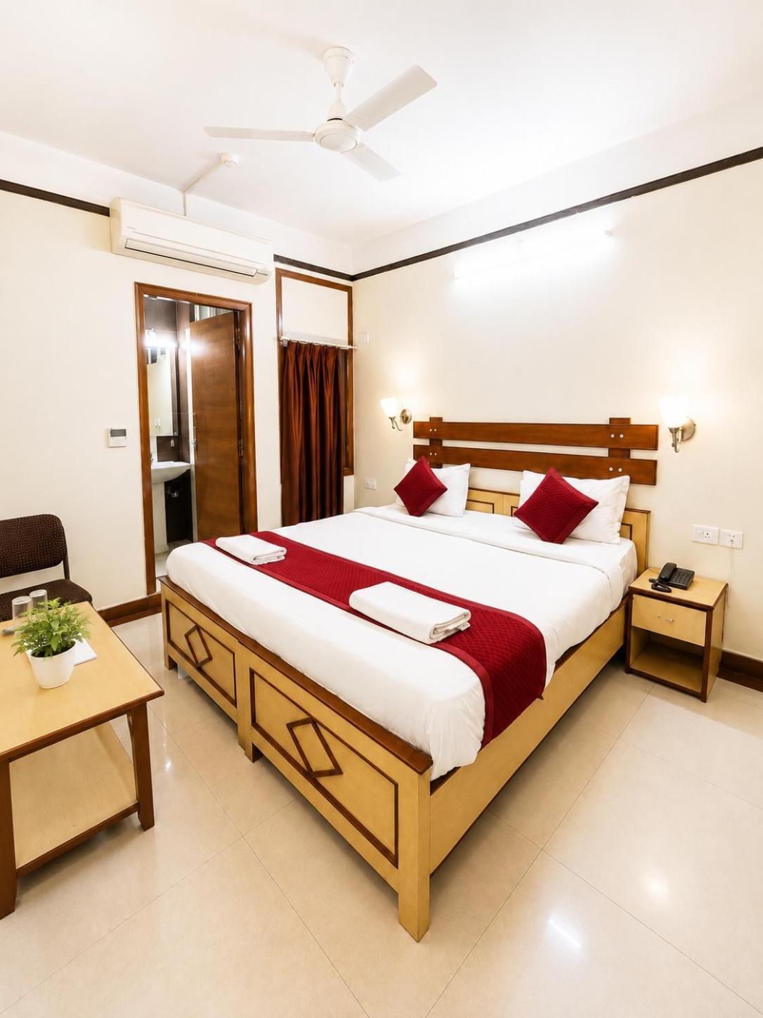 Royal Double Room