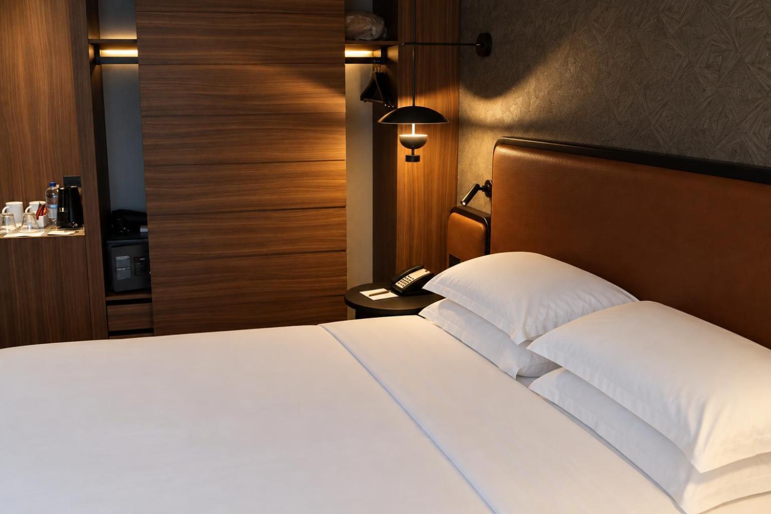 Superior King Room