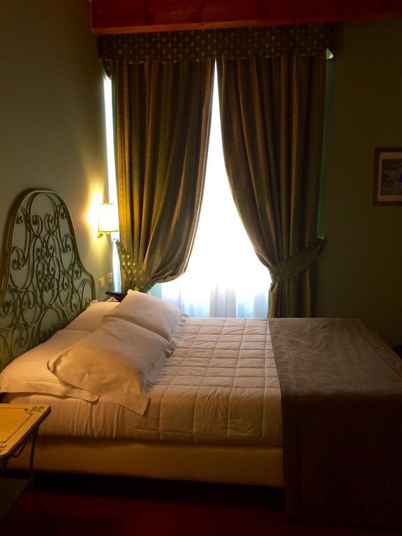 Chambre Double avec Petit Lit Double