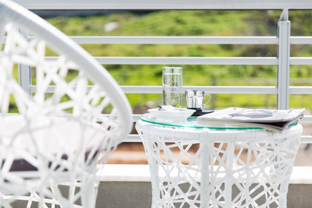 Suite with Pool View,973957834:JPEG