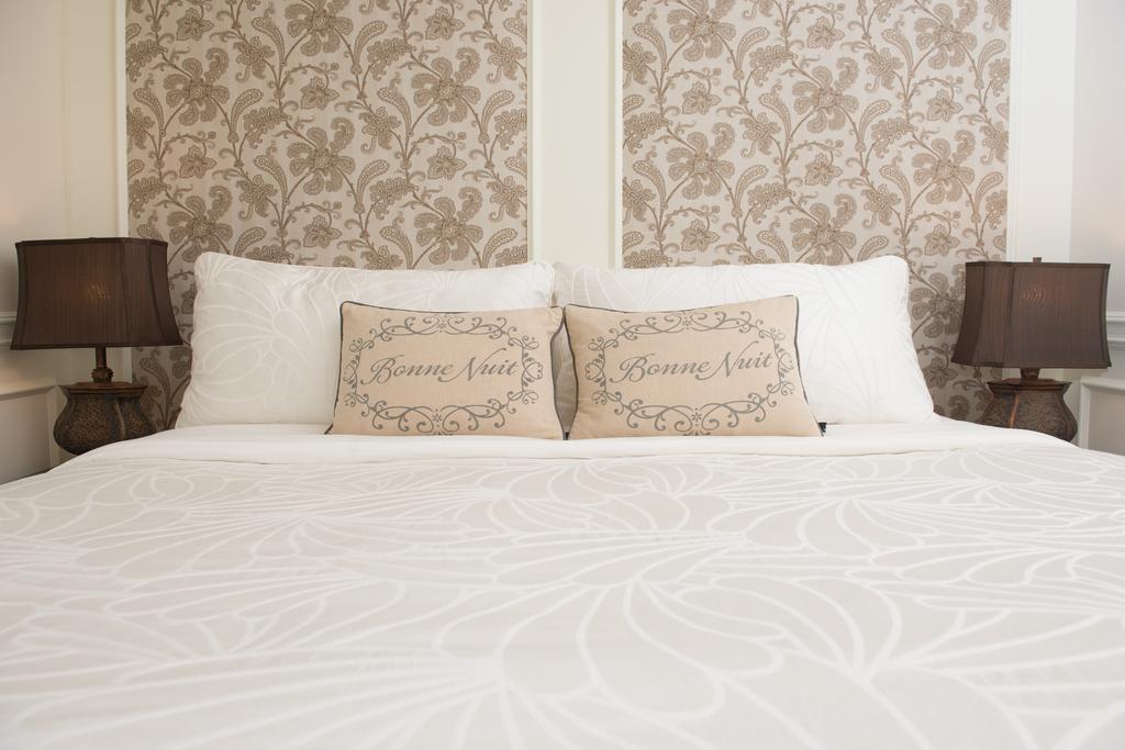 Superior King Suite