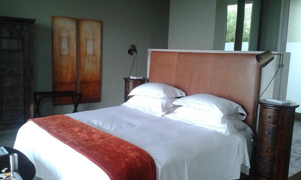 Sugarbird Junior Suite
