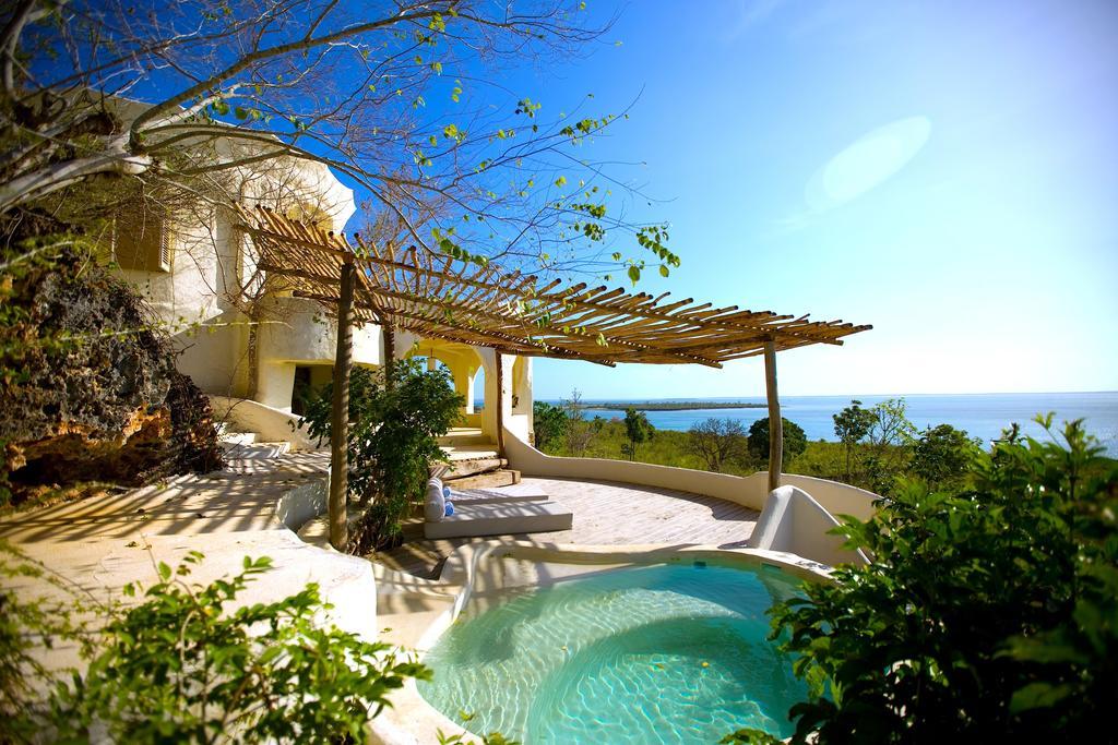 Garden View Pool Pavilion
