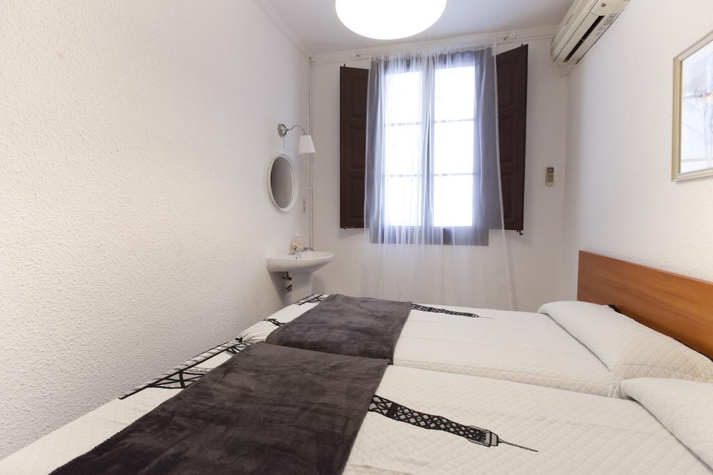 Twin Room Shared Toilet