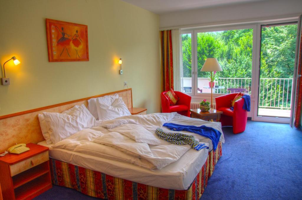Double or Twin Room Balcony,37449949:JPEG