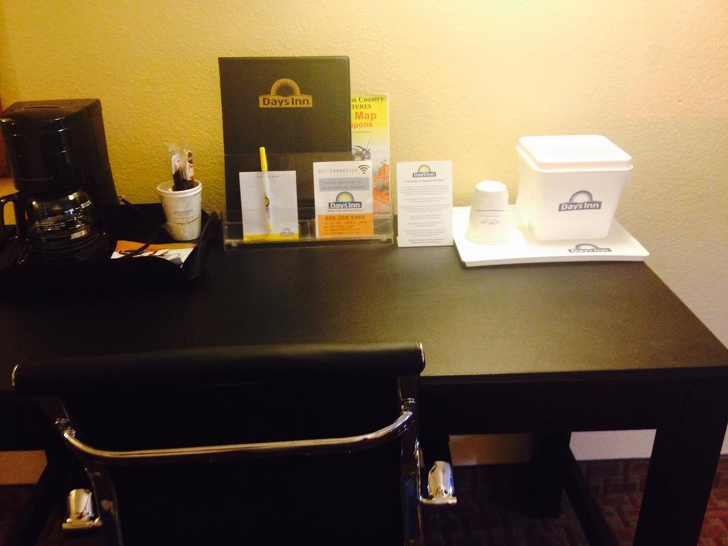 King Room Non-Smoking