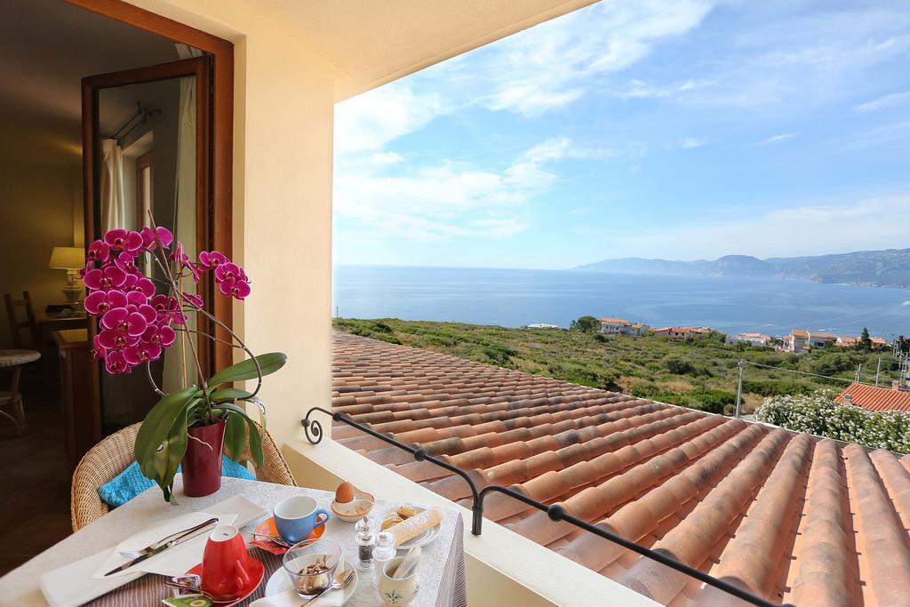 Chambre Triple Supérieure - Vue sur Mer
