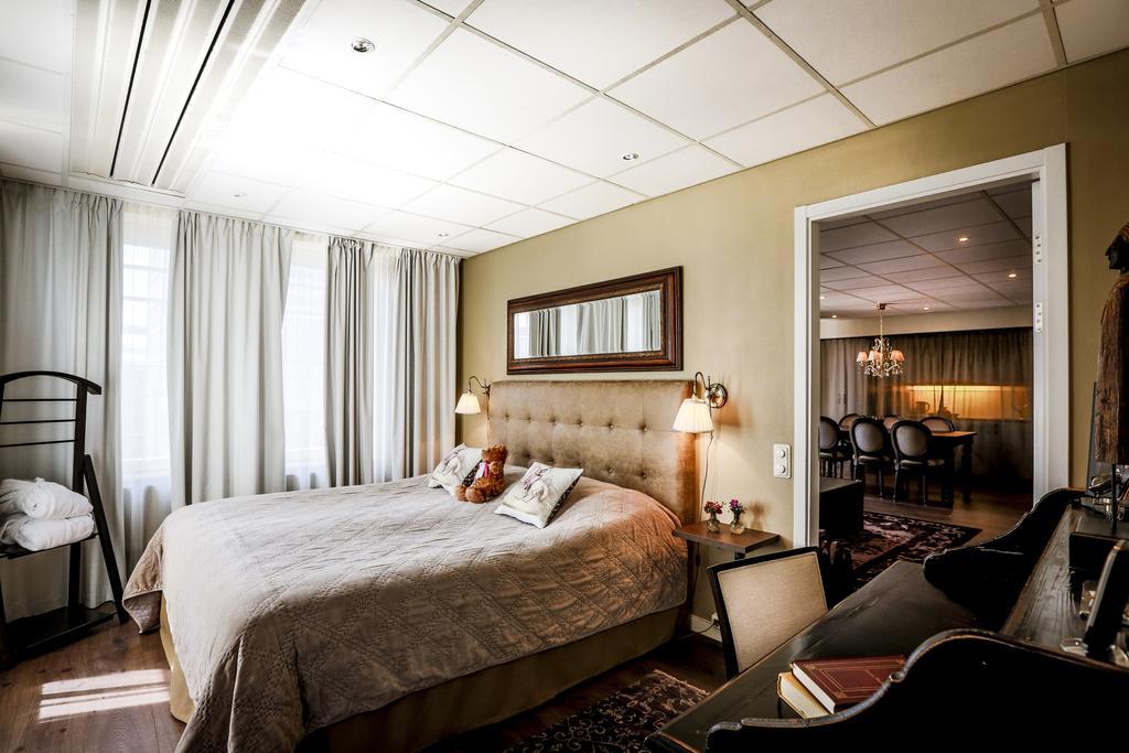 Suite with Balcony