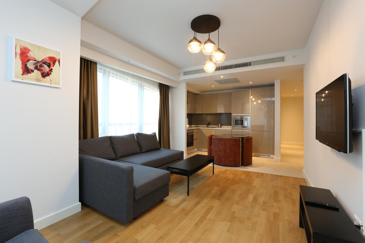 Deluxe Two-Bedroom Apartment