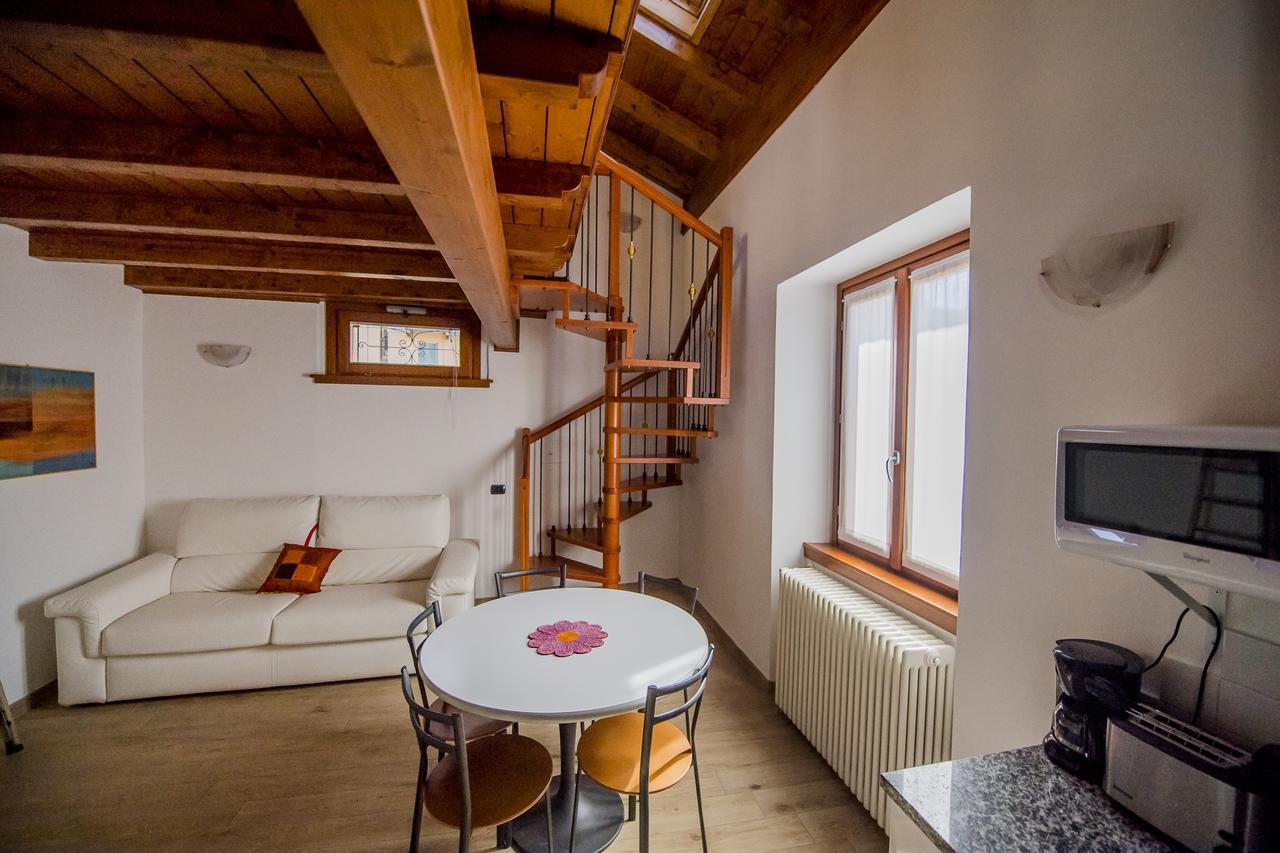 One-Bedroom Apartment Split Level