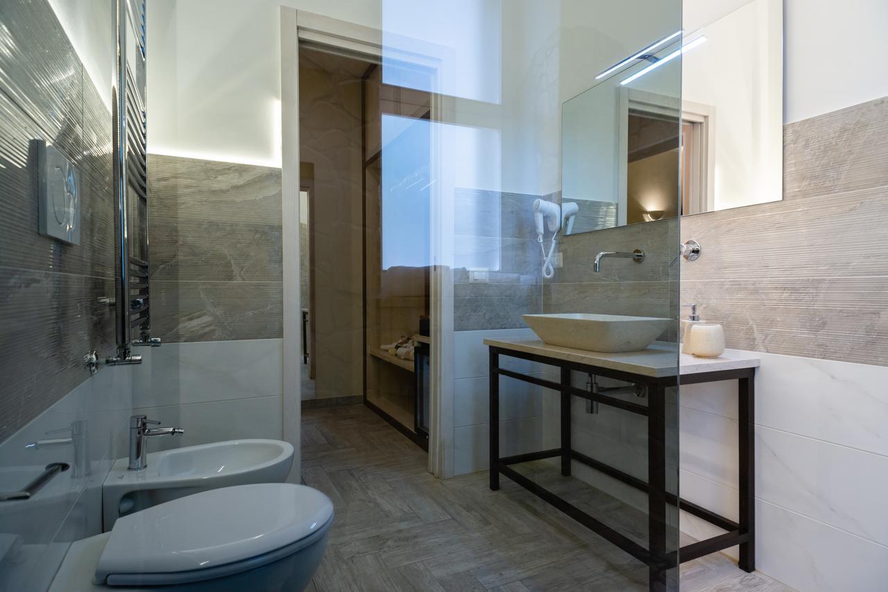 Queen Suite Spa Bath