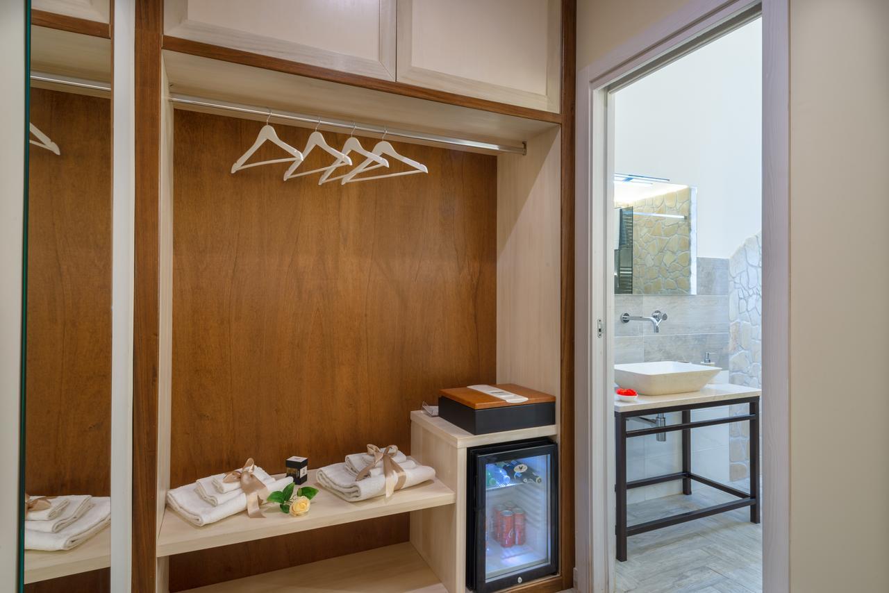 Queen Suite Spa Bath