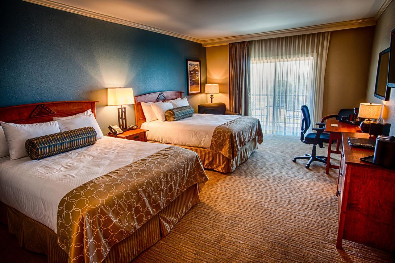 Two Queen Beds Hill View