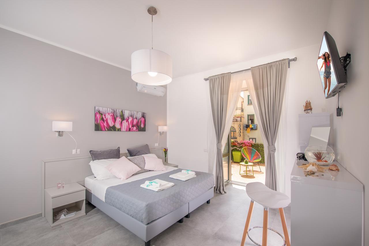 Deluxe Double Room Balcony