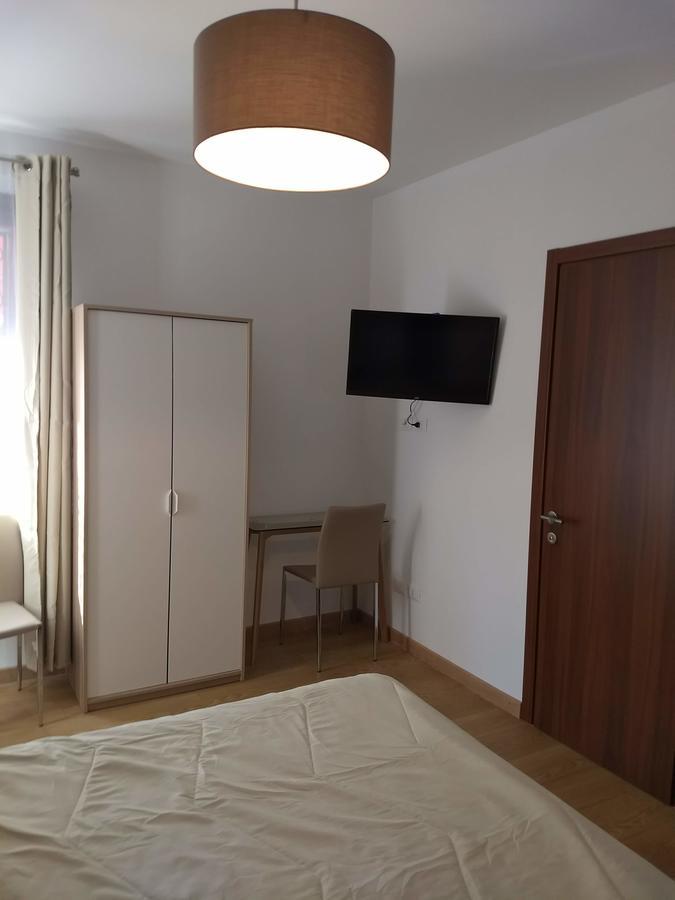 Budget Double Room Private Bathroom,667990422:JPEG