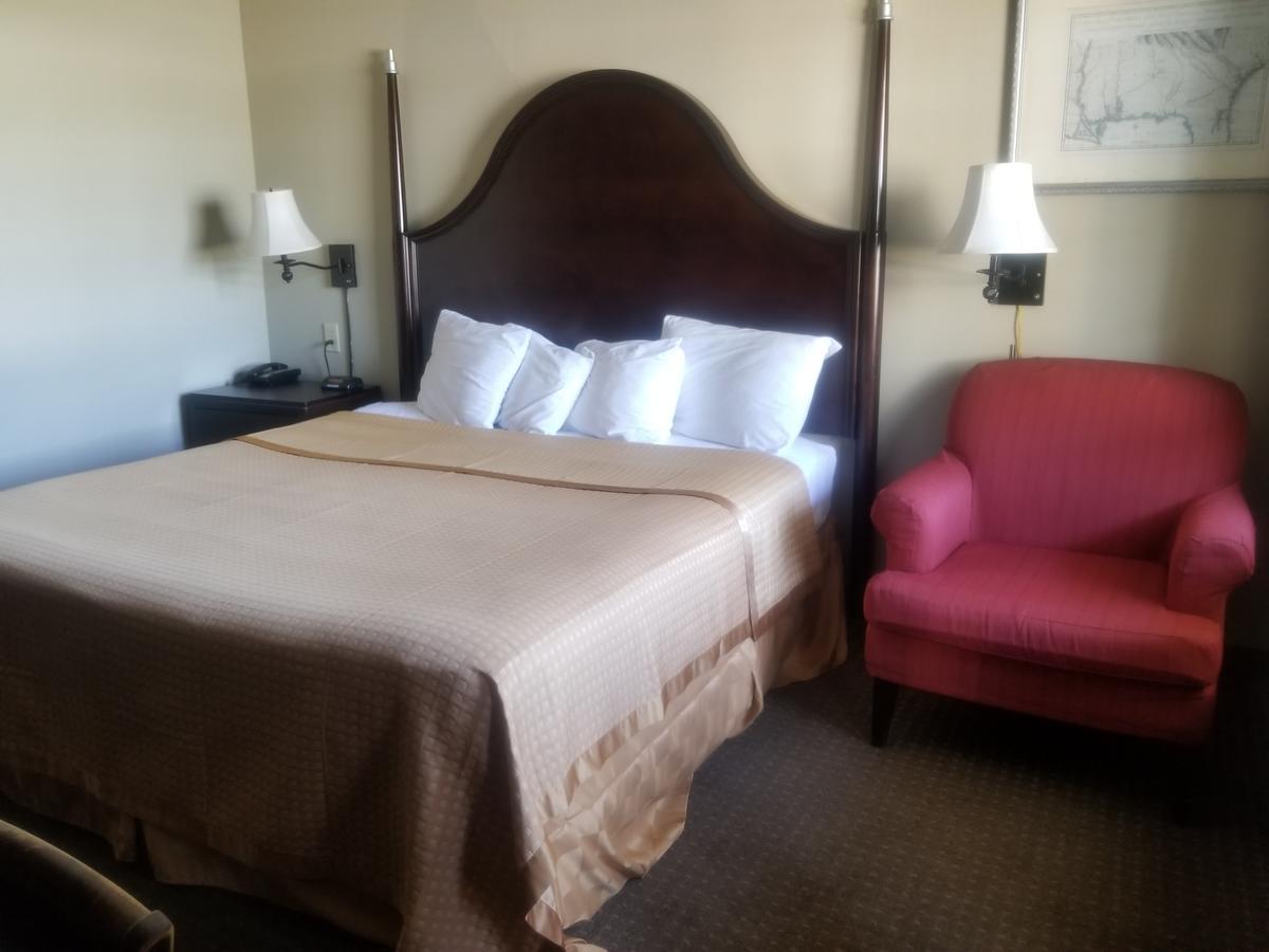 King Room - Non-Smoking