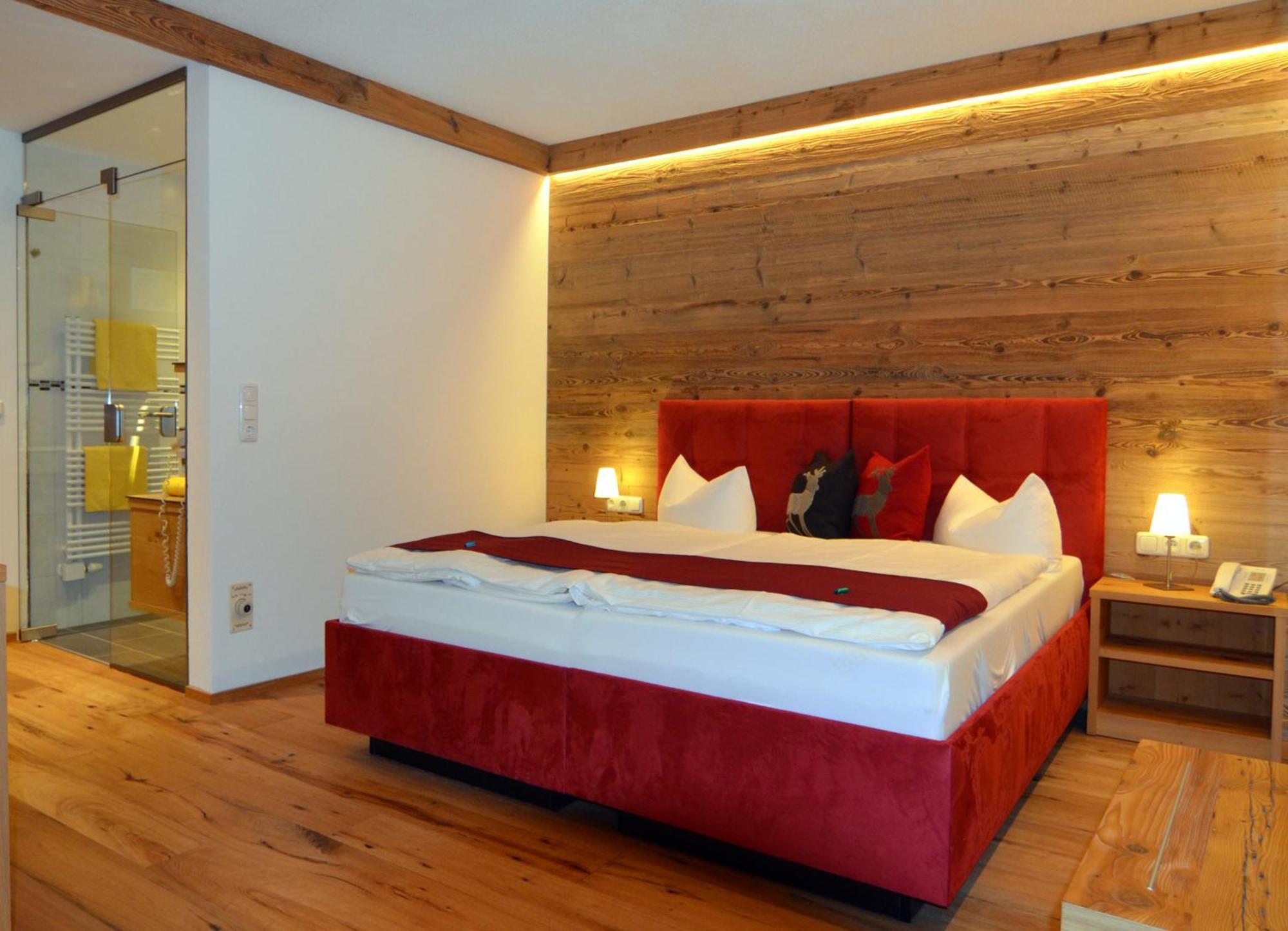 Double Room Shower