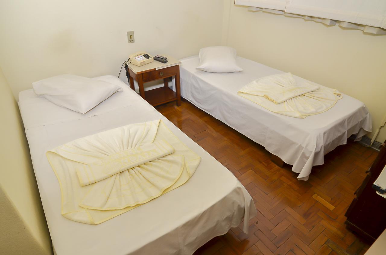 Quarto Duplo com Banheiro Privativo