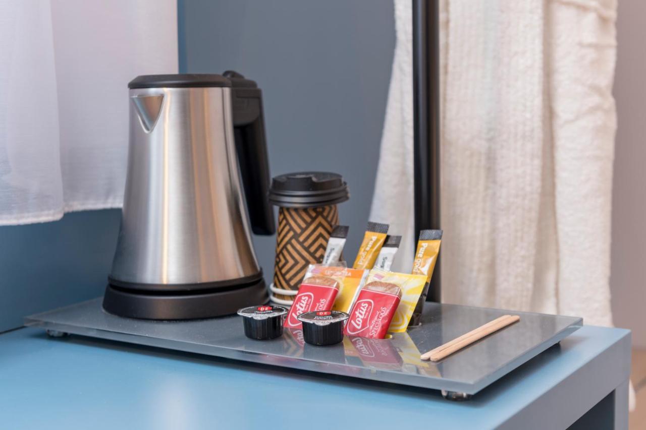 Double Room,737779021:JPEG