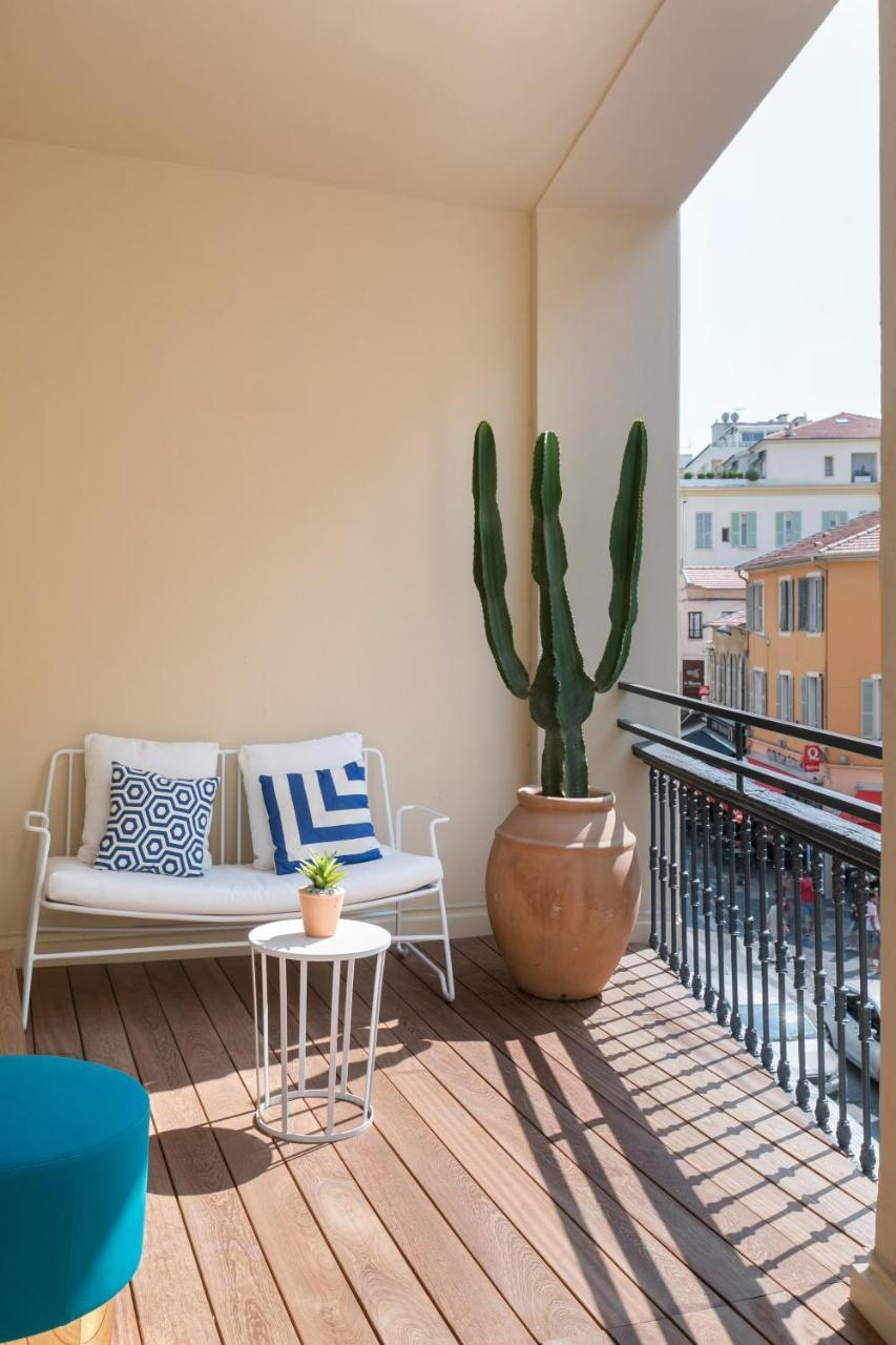 Suíte Júnior com Terraço