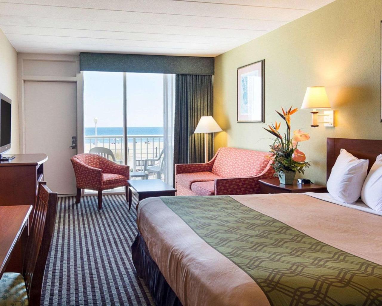 King Room Ocean Front Private Balcony