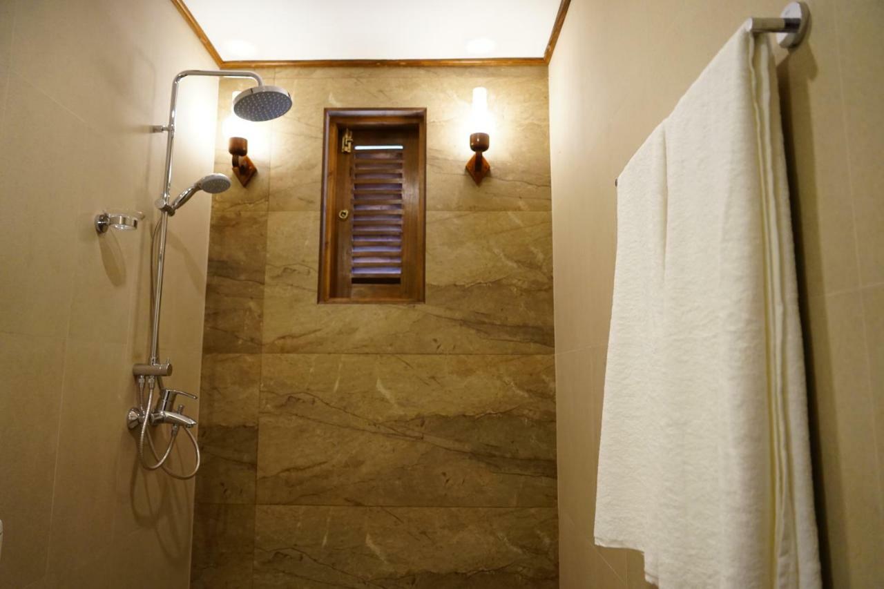 Double Room Mountain View