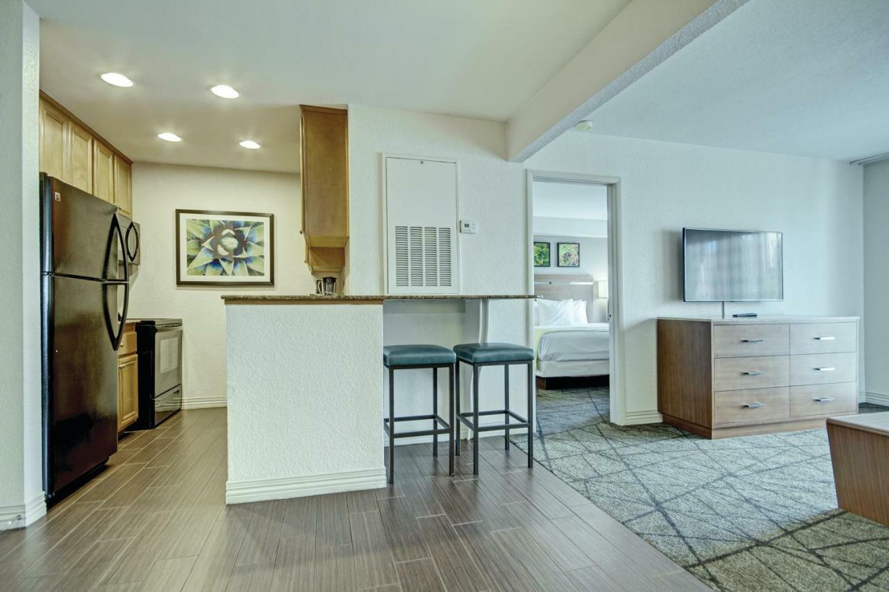 Suite com 1 Quarto (Sem Taxas de Resort)