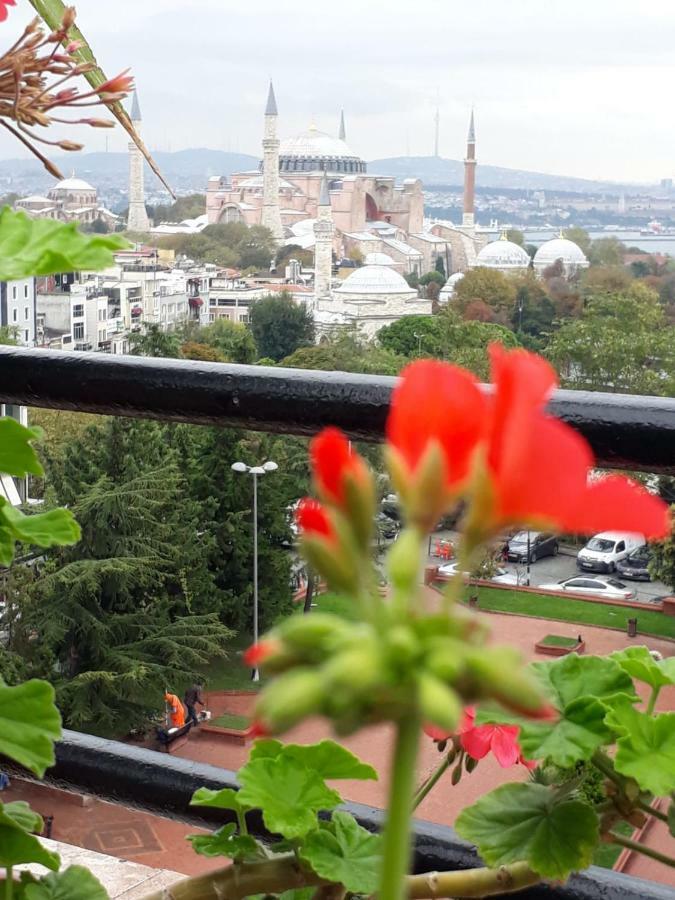 Doppelzimmer mit Balkon und Meerblick
