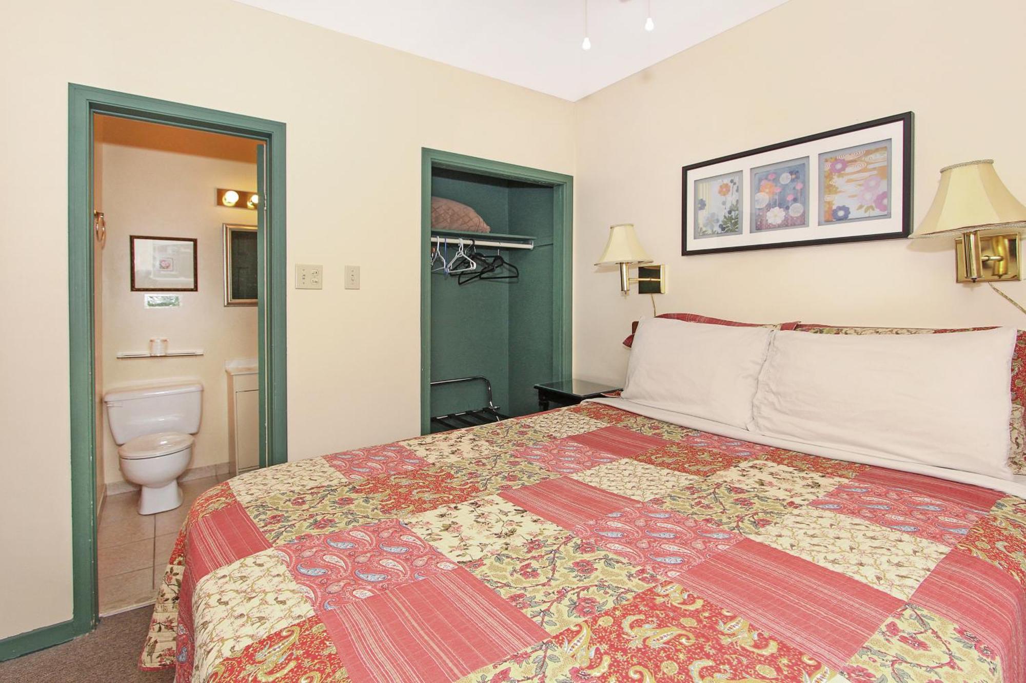Queen Room
