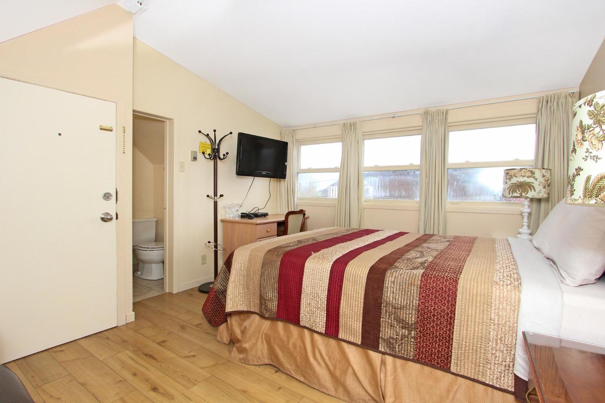 Queen Room Sea View