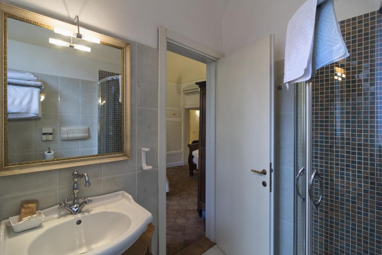 Quarto Triplo com Vista do Jardim