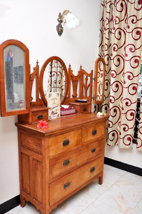 Quarto Triplo com Varanda