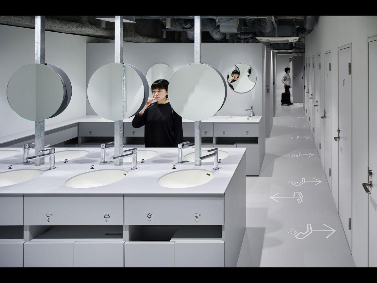 Capsule Room Male Guests Non-Smoking