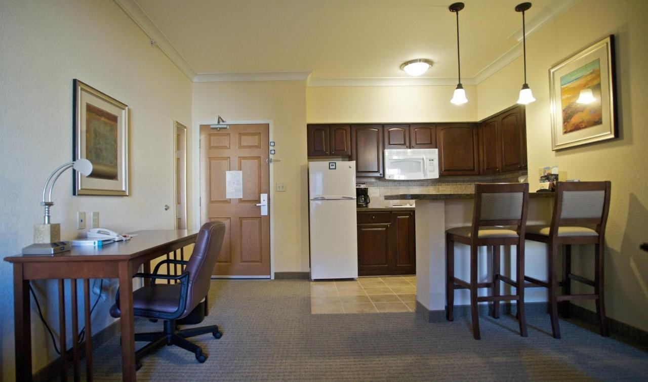 One-Bedroom Queen Suite Two Queen Beds,1013982793:JPEG
